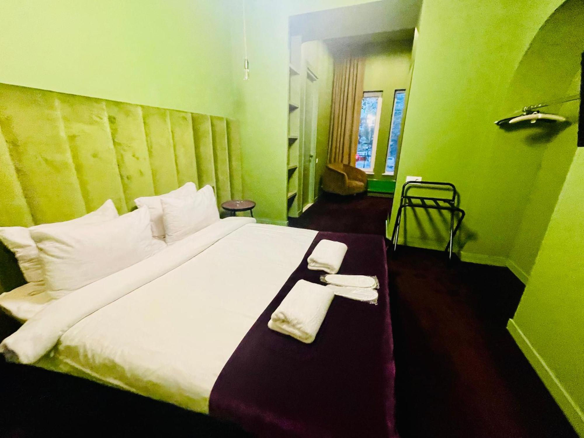 Freeze Inn Tiflis Exterior foto